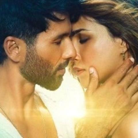 شاهيد كابور و كريتي سانون   - صورة معدلة