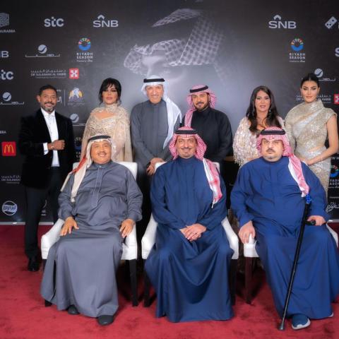 نجوم ليلة الشاعر الأمير سعود بن عبدالله - تويتر