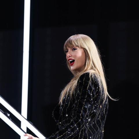 تايلور سويفت - تويتر