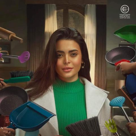 أسماء جلال تعيش المعاناة بسبب  " أشغال شقة"