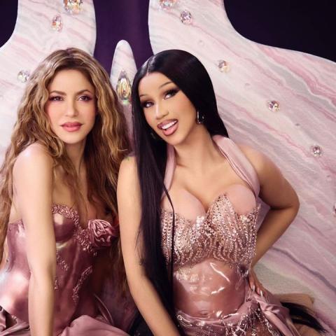 شاكيرا و كاردي بي - صورة من إنستقرام