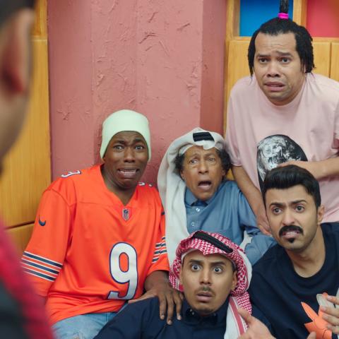 عامر غاضب شباب البومب 12