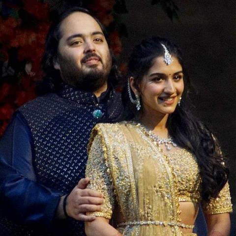 أنانت أمباني وراديكا ميرشانت - تويتر