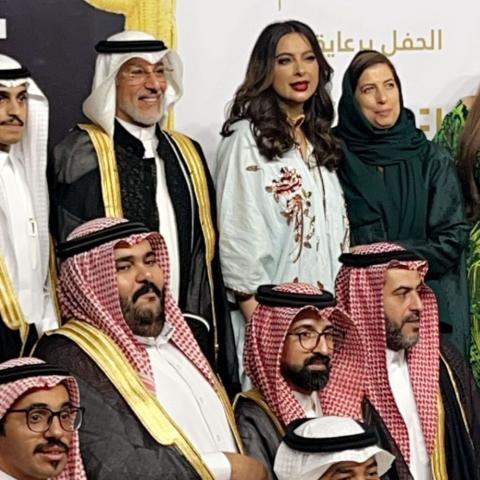 أبطال مسلسل خيوط المعازيب