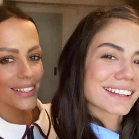 داريا مع شقيقتها ديميت أوزدمير - صورة متداولة