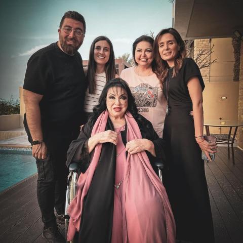 سميرة توفيق من كواليس تصوير بودكاست مع نايلة - صورة من انستقرام