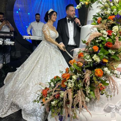 فارس إسكندر و عروسه هبة - صورة من السوشيال ميديا