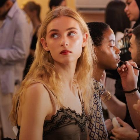 من كواليس عرض أزياء رامي قاضي بالعلا