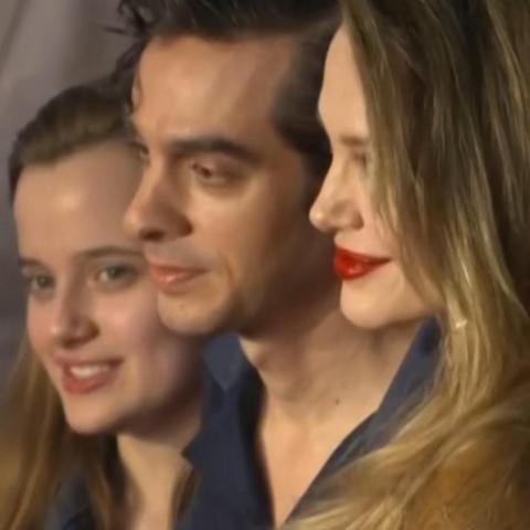 أنجلينا جولي وإبنتها فيفيان - تويتر