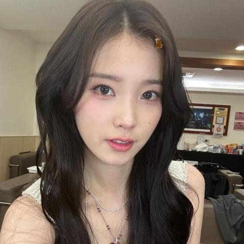 لي جي يون أو IU - إنستغرام