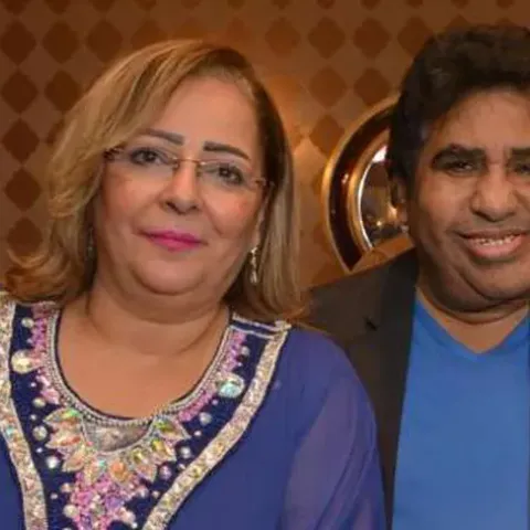 أحمد عدوية وزوجته