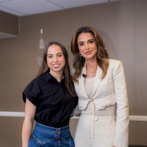 الملكة رانيا وابنتها الأميرة سلمى - صورة من إنستقرام