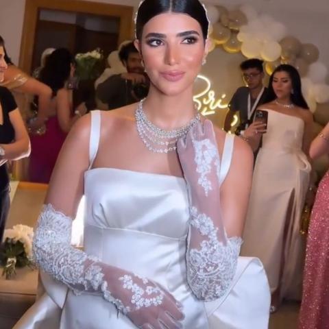 ريم سامي تحتفل بزفافها - صورة معدلة من السوشيال ميديا