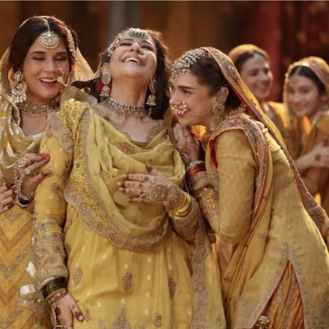 من كواليس مسلسل هيرامندي: بازار الألماس - صورة من نتفليكس