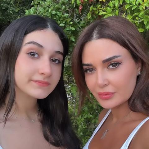 سيرين عبد النور و ابنتها تاليا - صورة معدلة