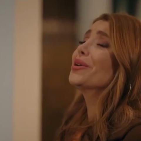 من مسلسل لعبة حب