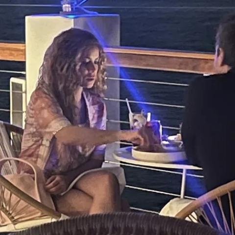 شاكيرا - صورة متداولة على اكس