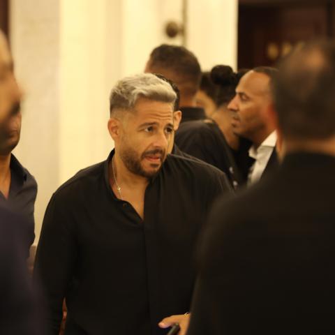 النجوم يقدمون واجب العزاء في والد أحمد صلاح حسني