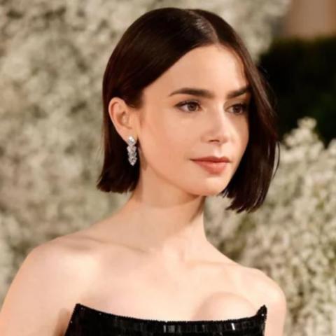 من العرض الأول للموسم الجديد - صورة من إنستغرام  Emily In Paris