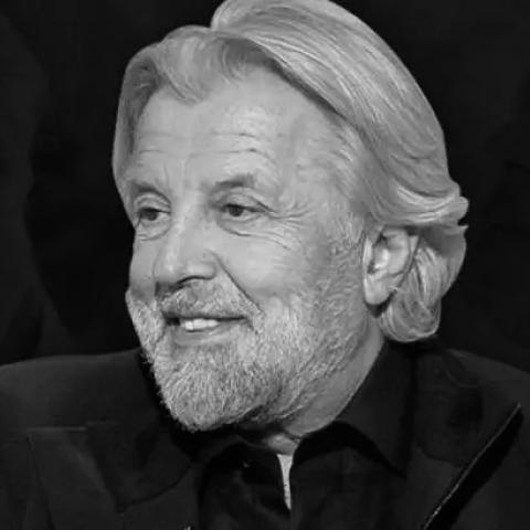 الراحل سيكون المندلق