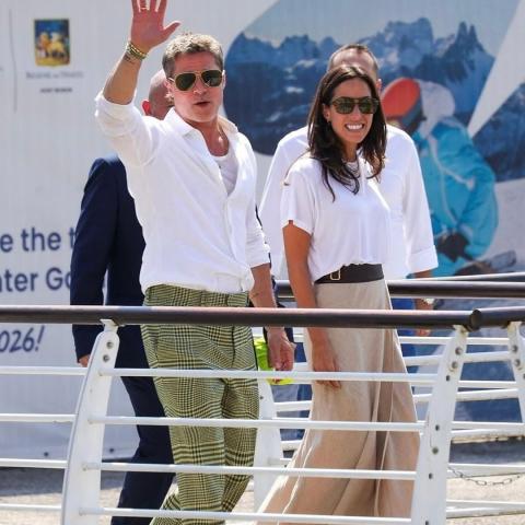 إيناس دي رامون و براد بيت - صورة متداولة