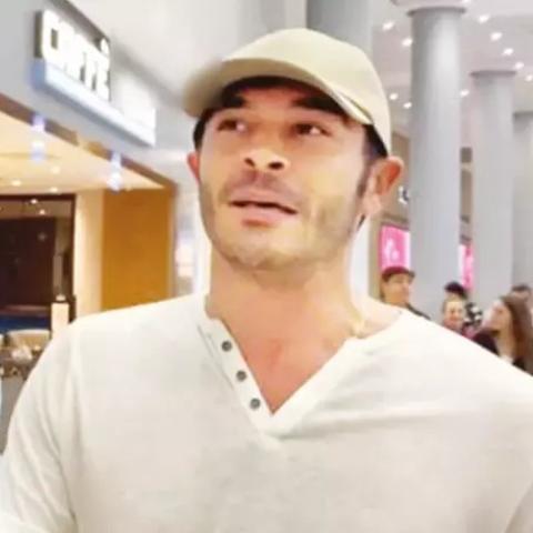 ستيمسو أوزديمير مع بوراك دينيز - صورة متداولة