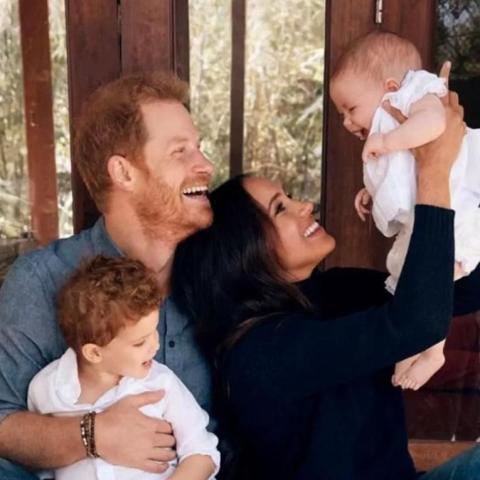 الأمير هاري وزوجته ميغان ماركل - صورة من إكس