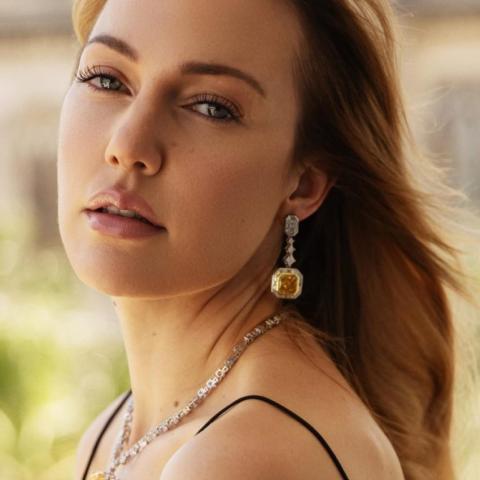 مريم أوزرلي - صورة من إكس