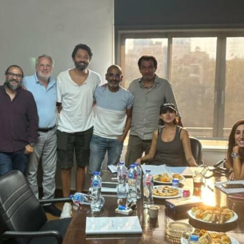 أبطال وصناع فيلم الهنا اللي أنا فيه