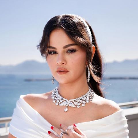 سيلينا غوميز - إكس