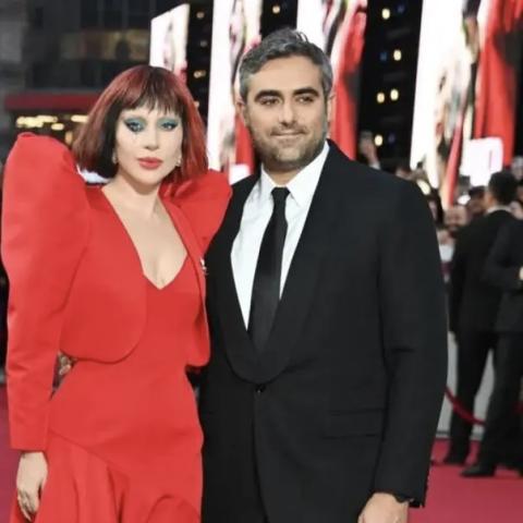 ليدي غاغا و خطيبها - صورة من موقع toofab