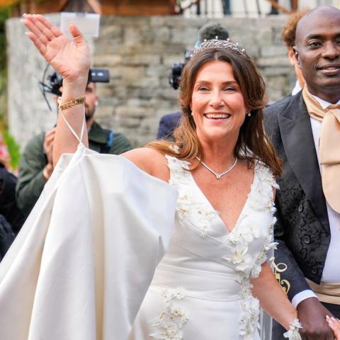 مارثا لويز و معلمها الروحي - صورة متداولة من إكس