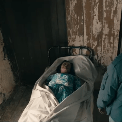 مسلسل فروم FROM  الموسم الثالث الحلقة 2 - مصدر الصورة إكس