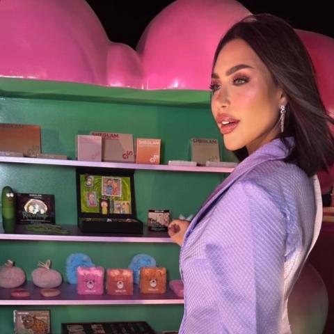 دكتورة خلود تعيش تجربة باص SHEIN