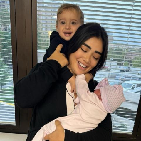 جيسيكا عازار وأولادها