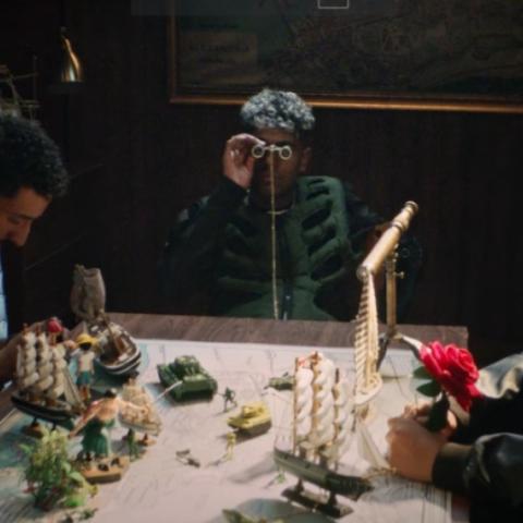 مشهد من كليب عفروتو الجديد