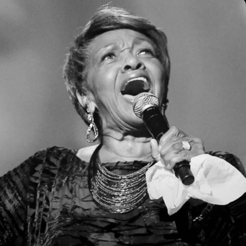 سيسي هيوستن - إكس