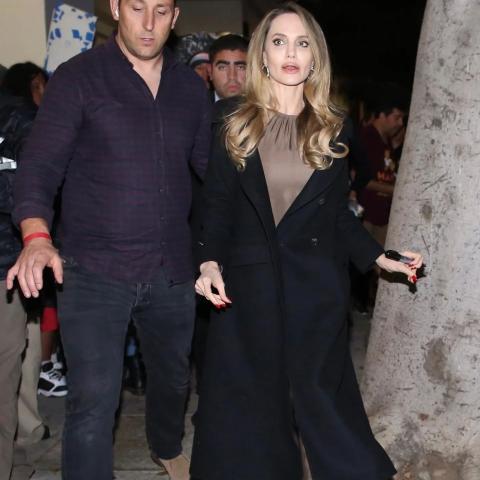 أنجلينا جولي - مصدر من أكس