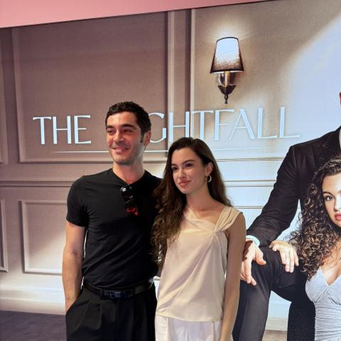 بوراك دينيز و ..- صورة من حساب @mgznmahallesi على إنستقرام