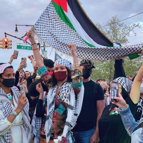 بيلا حديد - انستغرام