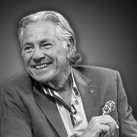 صورة لمصطفى فهمي