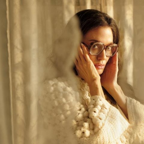 أنجلينا جولي من كواليس فيلم Maria - صورة من إنستقرام