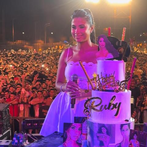 روبي من حفلها في الجامعة الصينية - صورة معدلة