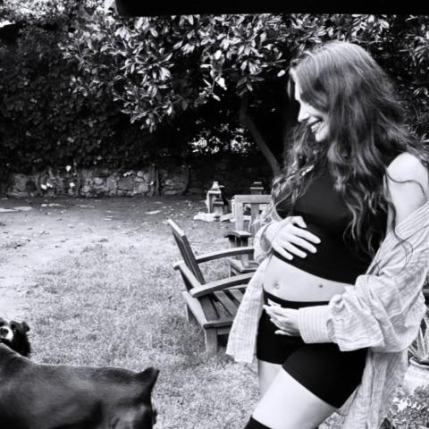 نسليهان أتاغول - صورة معدلة من انستقرام