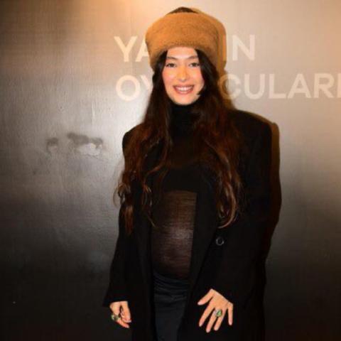 نسليهان أتاغول - صورة معدلة من انستقرام