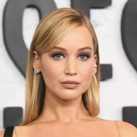 جينيفر لورانس - مصدر من اكس