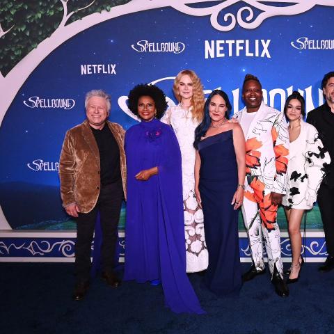 النجوم خلال حضور فيلم Spellbound' - صورة من السوشيال ميديا