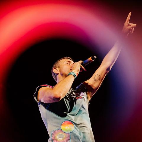 كريس مارتن - صورة من حساب @annaleemedia على إنستقرام