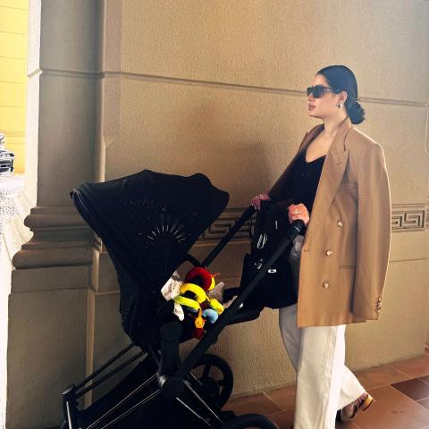 رحمة رياض مع ابنتها - صورة من إنستقرام