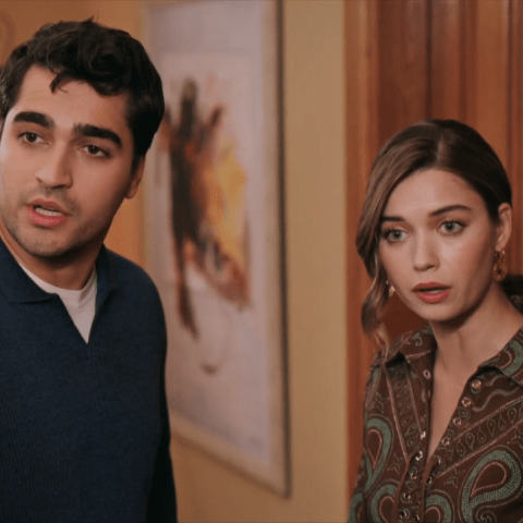 مسلسل الطائر الرفراف الحلقة 83 - مصدر الصورة شاهد